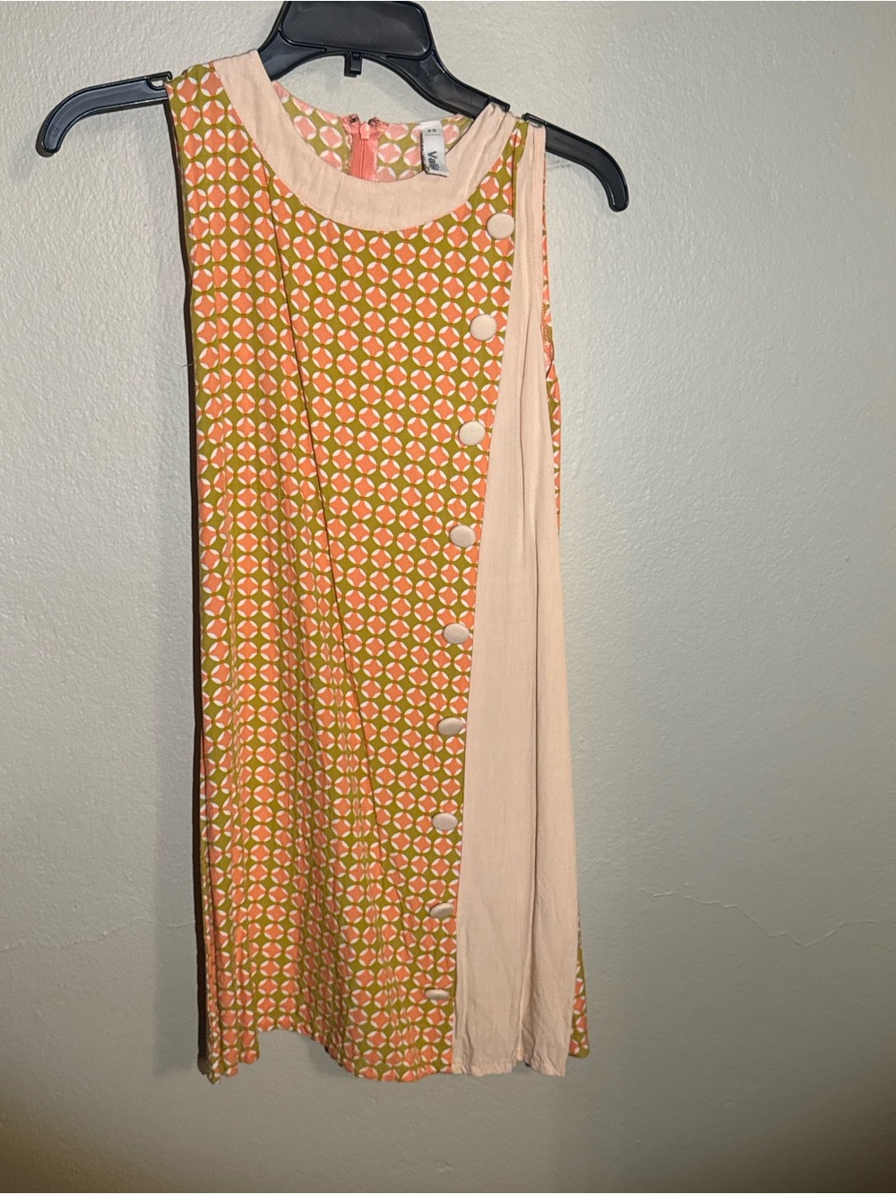 Retro-Inspired Peach & Green Sleeveless Mini Dress